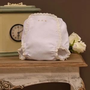 Cubrepañal piqué blanco beige